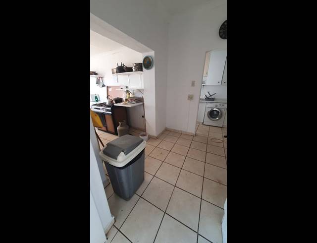 2 BEDROOM HOUSE FOR SALE IN WYCHWOOD